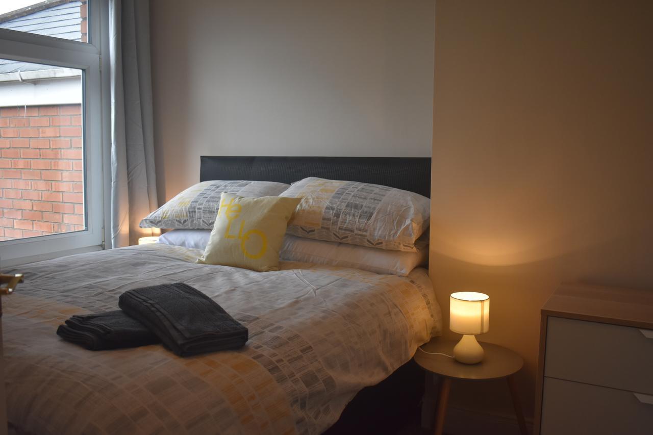 Kingston Serviced Accommodation - Donegall Avenue Belfast Exterior photo